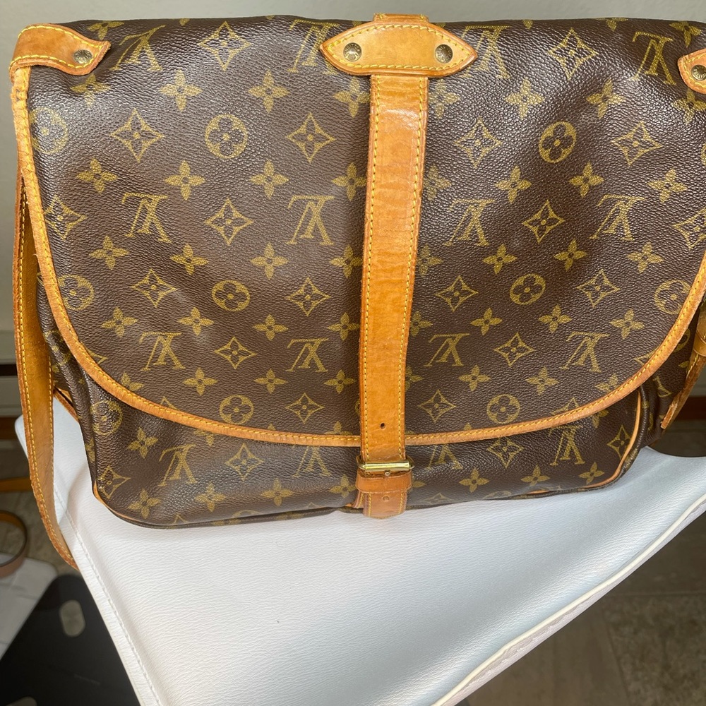 Vintage Louis Vuitton Saumur 35 handbag